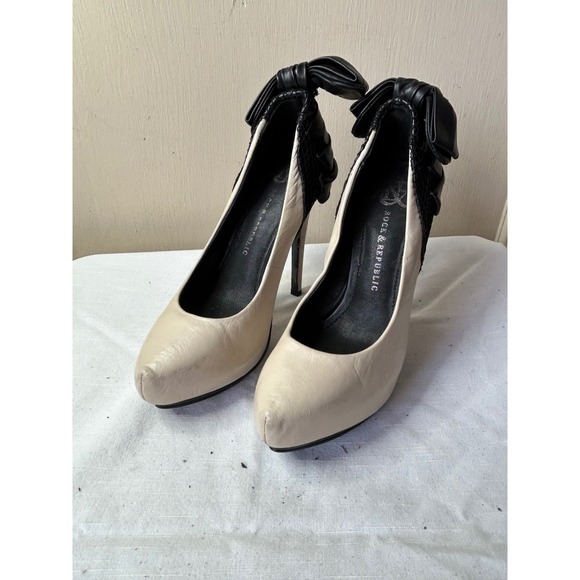 Rock & Republic Shoes - Rock & Republic Cream Black Bow Back Stiletto Heel Platform Pumps Leather Shoes